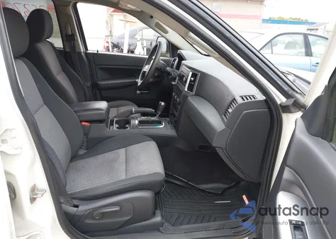 2009 Jeep Grand Cherokee Laredo from USA, damaged, VIN 1J8GR48K89C526849